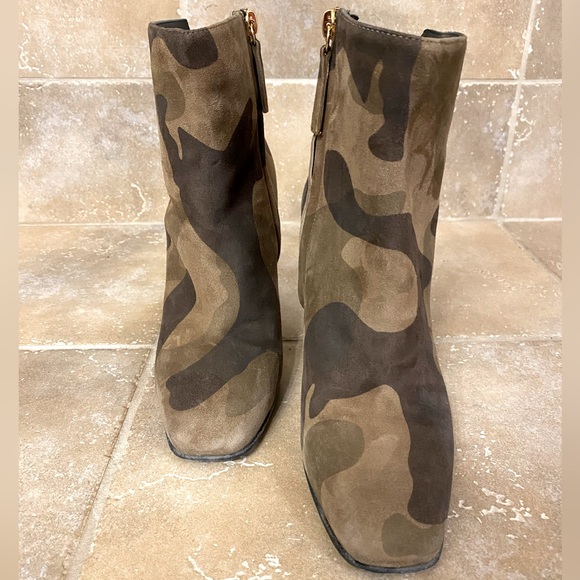 Suede Camouflage Print Boots - Picture 3 of 7